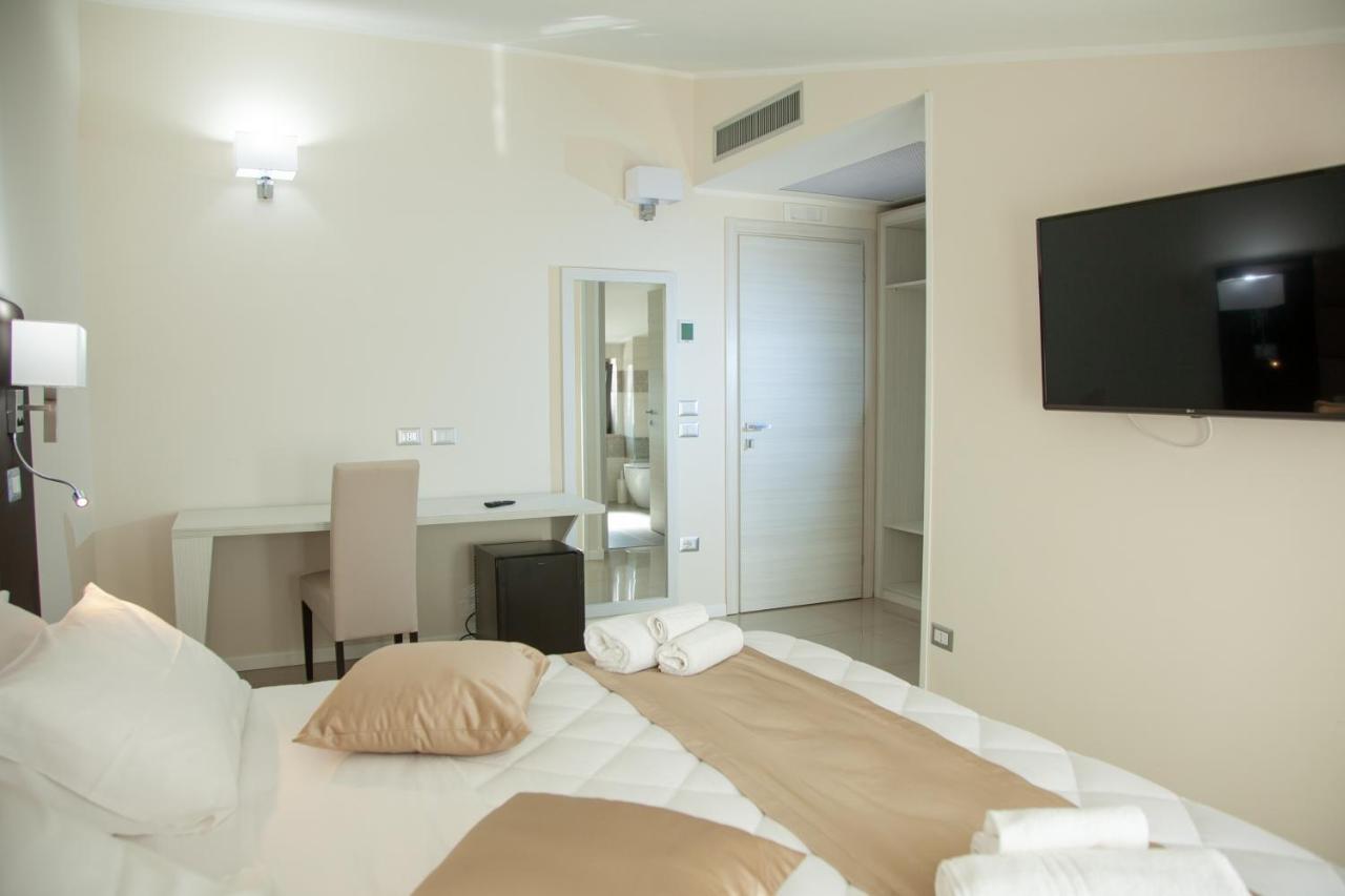 Hotel Dolce Stella Torre Melissa Dış mekan fotoğraf