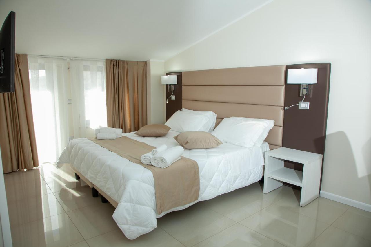 Hotel Dolce Stella Torre Melissa Dış mekan fotoğraf