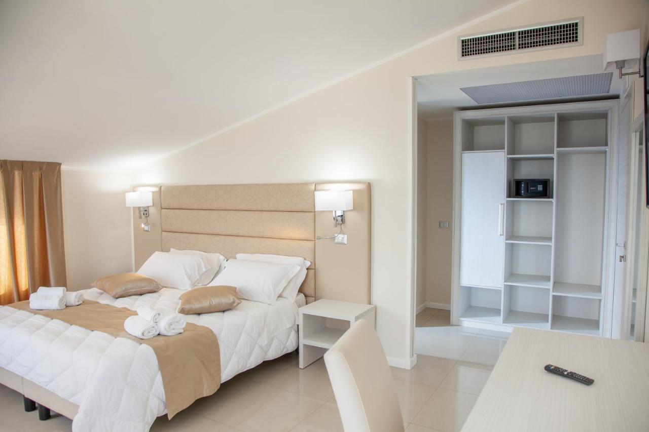 Hotel Dolce Stella Torre Melissa Dış mekan fotoğraf